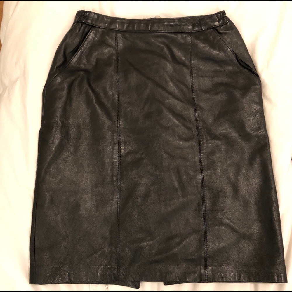 VINTAGE leather pencil skirt